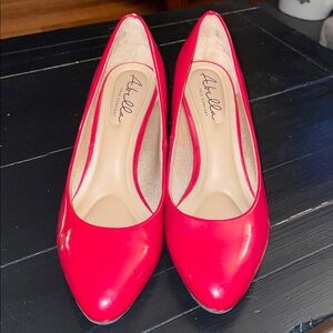Abella True Comfort Womens Shoes 9 Fire Engine Red Pumps 3" Heel Dressy.